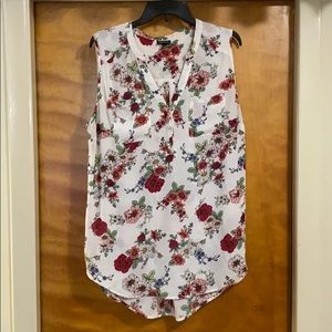 Torrid floral sleeveless blouse size 1X